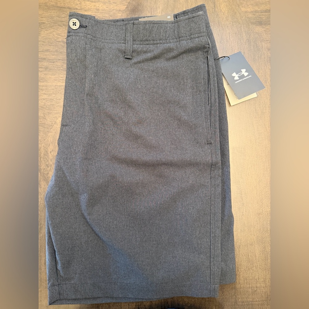 Under Armour Men's Charcoal Golf Shorts